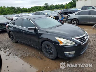 Czwarte zdjęcie samochodu z boku: 2015 NISSAN ALTIMA 2.5 SV VIN:1N4AL3AP4FC125055 - miniatura