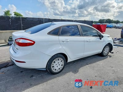 Trzecie zdjęcie samochodu z tyłu: 2017 FORD FIESTA S VIN:3FADP4AJ0HM152810 - miniatura