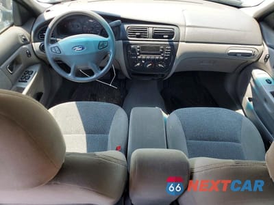 Zdjęcie 8 z 12 samochodu: 2001 FORD TAURUS SES VIN:1FAFP55S01A150222 - miniatura