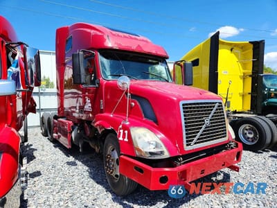 2008 VOLVO VNL SEMI TRUCK 4V4NC9EJ48N268037 - główne zdjęcie licytacji z USA - miniatura
