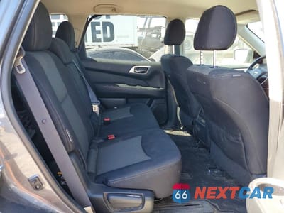 Zdjęcie 11 z 13 samochodu: 2019 NISSAN PATHFINDER SV VIN:5N1DR2MM6KC653008 - miniatura