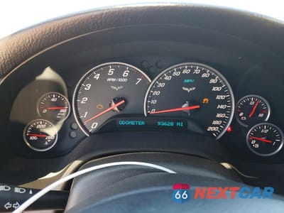 Zdjęcie 9 z 13 samochodu: 2005 CHEVROLET CORVETTE VIN:1G1YY34U555122544 - miniatura