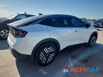 Trzecie zdjęcie samochodu z tyłu: 2026 NISSAN LEAF SV+ VIN:JN1AZ2CA2TM302707 - miniatura