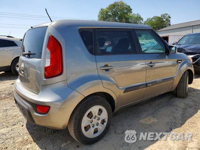 Trzecie zdjęcie samochodu z tyłu: 2013 KIA SOUL VIN:KNDJT2A5XD7588827 - miniatura