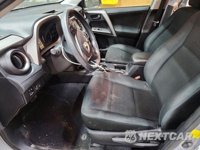Zdjęcie 7 z 13 samochodu: 2017 TOYOTA RAV4 LE VIN:2T3BFREV2HW639732 - miniatura