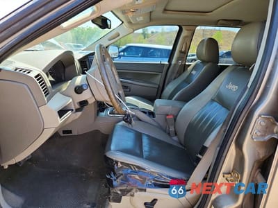 Zdjęcie 7 z 13 samochodu: 2005 JEEP GRAND CHEROKEE LAREDO VIN:1J4HR48N95C697703 - miniatura