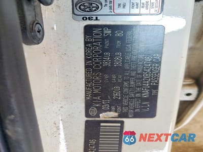 Zdjęcie 12 z 12 samochodu: 2011 KIA FORTE EX VIN:KNAFU4A2XB5424746 - miniatura