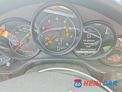 Zdjęcie 9 z 12 samochodu: 2016 PORSCHE PANAMERA 2 VIN:WP0AA2A79GL004582 - miniatura