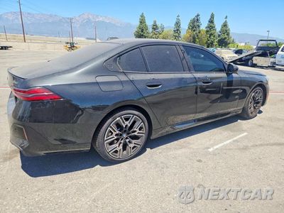 Trzecie zdjęcie samochodu z tyłu: 2026 BMW 530 I VIN:WBA43FJ04TCW12387 - miniatura