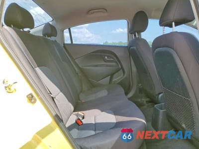 Zdjęcie 10 z 12 samochodu: 2016 KIA RIO LX VIN:KNADM4A30G6685935 - miniatura