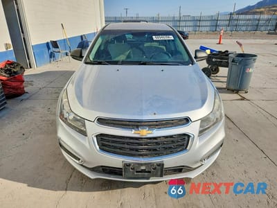 Piąte zdjęcie samochodu w środku: 2016 CHEVROLET CRUZE LIMITED LS VIN:1G1PC5SG1G7200585 - miniatura
