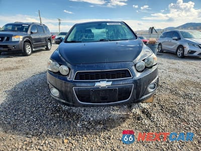Piąte zdjęcie samochodu w środku: 2015 CHEVROLET SONIC LTZ VIN:1G1JE5SB0F4106556 - miniatura