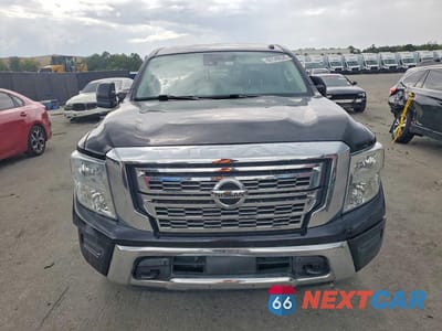 Piąte zdjęcie samochodu w środku: 2021 NISSAN TITAN SV VIN:1N6AA1EF2MN530755 - miniatura