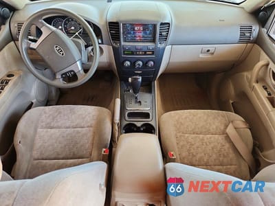 Zdjęcie 8 z 14 samochodu: 2007 KIA SORENTO VIN:KNDJD736075754708 - miniatura