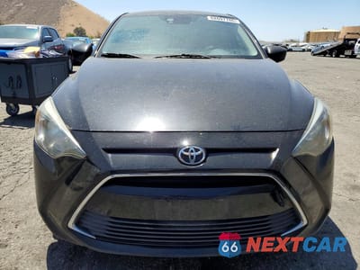 Piąte zdjęcie samochodu w środku: 2017 TOYOTA YARIS IA BASE VIN:3MYDLBYV8HY192887 - miniatura