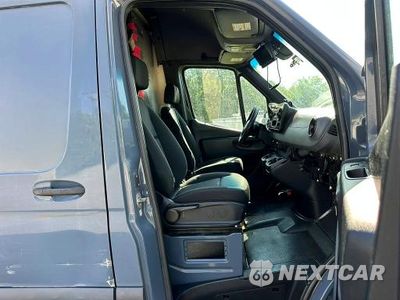 Zdjęcie 7 z 10 samochodu: 2019 MERCEDES-BENZ SPRINTER 2500/3500 VIN:WD4PF1CDXKP134242 - miniatura
