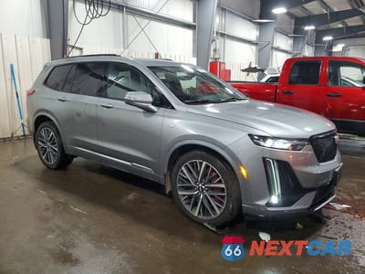 Czwarte zdjęcie samochodu z boku: 2023 CADILLAC XT6 SPORT VIN:1GYKPGRS2PZ187887 - miniatura