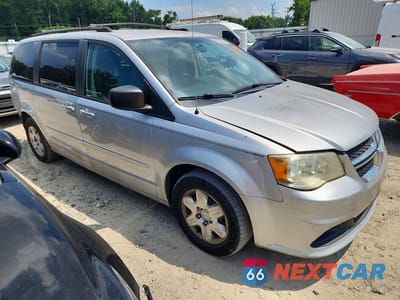 Czwarte zdjęcie samochodu z boku: 2011 DODGE GRAND CARAVAN EXPRESS VIN:2D4RN4DG6BR618815 - miniatura