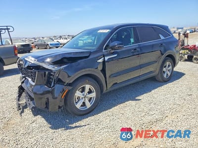 2026 KIA SORENTO LX 5XYRG4JCXTG453379 - główne zdjęcie licytacji z USA - miniatura