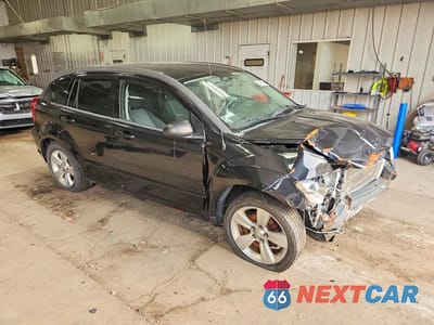 Czwarte zdjęcie samochodu z boku: 2010 DODGE CALIBER SXT VIN:1B3CB4HA1AD562643 - miniatura