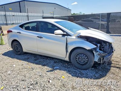 Czwarte zdjęcie samochodu z boku: 2016 HYUNDAI ELANTRA SE VIN:5NPDH4AE7GH690502 - miniatura