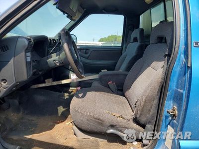 Zdjęcie 7 z 12 samochodu: 1994 CHEVROLET S TRUCK S10 VIN:1GCCS14Z3RK183465 - miniatura
