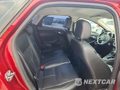 Zdjęcie 10 z 12 samochodu: 2016 FORD FOCUS SE VIN:1FADP3K28GL325801 - miniatura