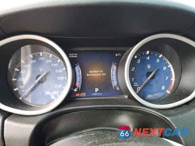 Zdjęcie 9 z 12 samochodu: 2016 MASERATI GHIBLI S VIN:ZAM57RTA6G1181115 - miniatura