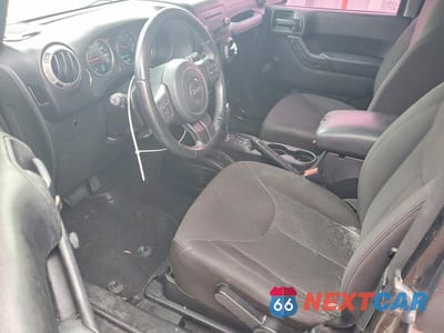 Zdjęcie 8 z 12 samochodu: 2017 JEEP WRANGLER SPORT VIN:1C4AJWAG2HL553274 - miniatura