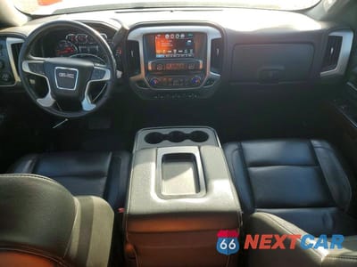 Zdjęcie 8 z 12 samochodu: 2018 GMC SIERRA K1500 SLT VIN:3GTU2NEC1JG560408 - miniatura
