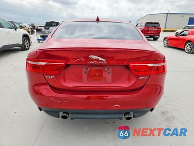 Zdjęcie 6 z 12 samochodu: 2018 JAGUAR XE R - SPORT VIN:SAJAF4FX7JCP37728 - miniatura
