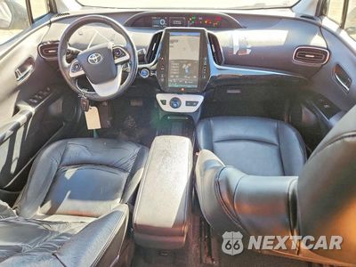 Zdjęcie 8 z 13 samochodu: 2018 TOYOTA PRIUS FOUR VIN:JTDKARFUXJ3551993 - miniatura