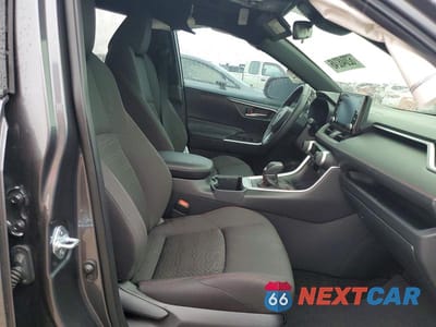 Piąte zdjęcie samochodu w środku: 2022 TOYOTA RAV4 PRIME SE VIN:JTMAB3FV6ND076454 - miniatura