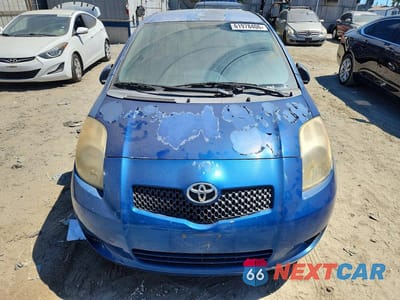Piąte zdjęcie samochodu w środku: 2008 TOYOTA YARIS BASE VIN:JTDJT923X85158223 - miniatura
