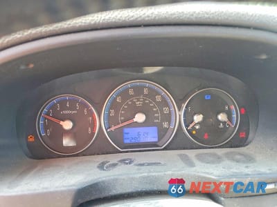 Zdjęcie 9 z 13 samochodu: 2008 HYUNDAI SANTA FE SE VIN:5NMSH13E78H151444 - miniatura