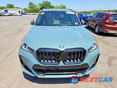 Piąte zdjęcie samochodu w środku: 2026 BMW X1 XDRIVE28I VIN:WBX73EF09T5468636 - miniatura