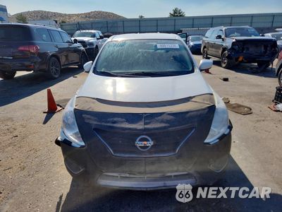 Piąte zdjęcie samochodu w środku: 2016 NISSAN VERSA 1.6 SV VIN:3N1CN7AP8GL826128 - miniatura