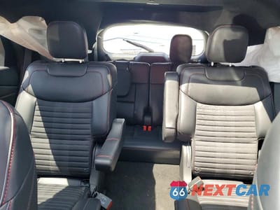 Zdjęcie 10 z 14 samochodu: 2025 FORD EXPLORER ST-LINE VIN:1FMUK8KH8SGB82789 - miniatura