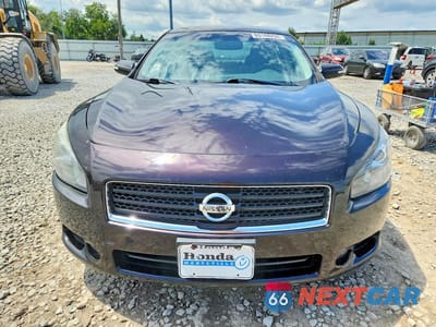 Piąte zdjęcie samochodu w środku: 2011 NISSAN MAXIMA 3.5 S VIN:1N4AA5AP3BC849279 - miniatura