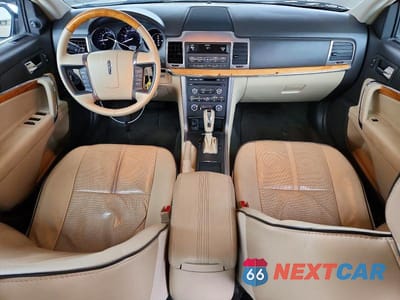Zdjęcie 8 z 12 samochodu: 2011 LINCOLN MKZ SELECT VIN:3LNHL2GC9BR765132 - miniatura