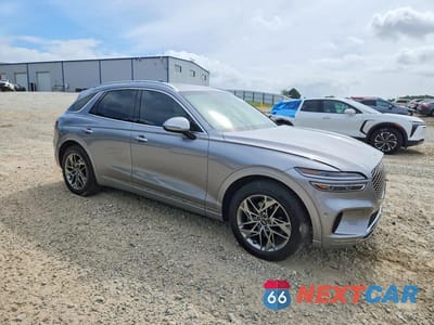 Czwarte zdjęcie samochodu z boku: 2022 GENESIS GV70 VIN:KMUMADTB5NU028442 - miniatura