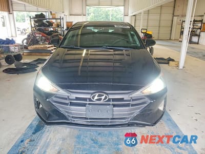 Piąte zdjęcie samochodu w środku: 2019 HYUNDAI ELANTRA SEL VIN:5NPD84LF9KH429869 - miniatura