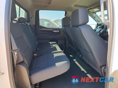 Zdjęcie 10 z 12 samochodu: 2026 GMC SIERRA K1500 SLE VIN:1GTPUBEKXTZ121210 - miniatura