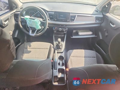Zdjęcie 8 z 12 samochodu: 2018 KIA RIO LX VIN:3KPA24AB9JE079585 - miniatura