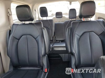 Zdjęcie 10 z 13 samochodu: 2024 CHRYSLER PACIFICA HYBRID SELECT VIN:2C4RC1S7XRR150294 - miniatura