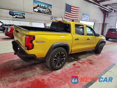 Trzecie zdjęcie samochodu z tyłu: 2023 CHEVROLET COLORADO TRAIL BOSS VIN:1GCPTEEK7P1160460 - miniatura