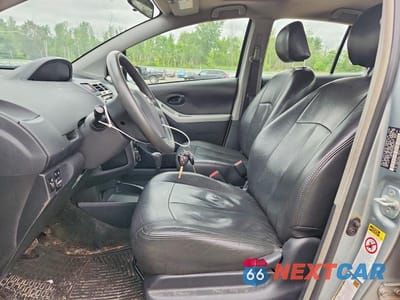 Zdjęcie 7 z 13 samochodu: 2009 TOYOTA YARIS BASE VIN:JTDKT903795232612 - miniatura