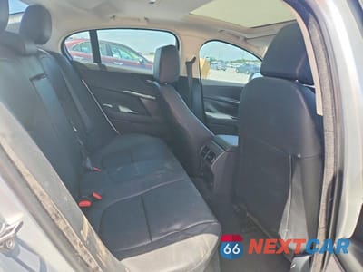 Zdjęcie 10 z 12 samochodu: 2019 JAGUAR XE VIN:SAJAR4FX8KCP48374 - miniatura