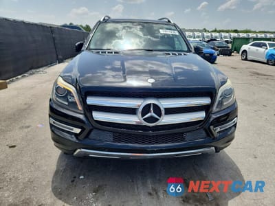 Piąte zdjęcie samochodu w środku: 2015 MERCEDES-BENZ GL 450 4MATIC VIN:4JGDF6EE0FA511925 - miniatura