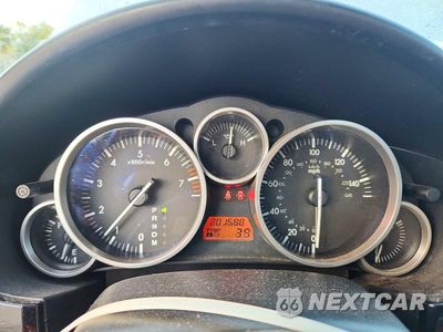Zdjęcie 9 z 12 samochodu: 2006 MAZDA MX-5 MIATA VIN:JM1NC25F860102645 - miniatura